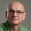 Dariusz Rosiak, dziennikarz, reportażysta, autor książki „Ziarno i krew"