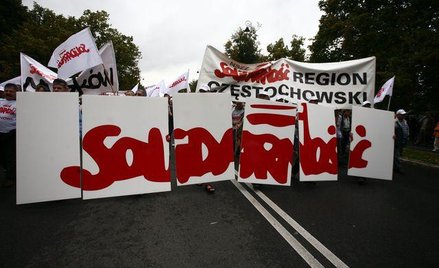 Fala protestów zalewa Polskę
