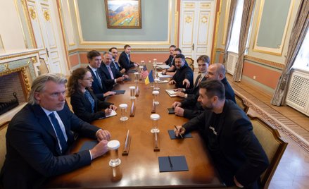 Przy rozmowach strony ukraińskiej z wysłannikami Donalda Trumpa obecni byli przedstawiciele Niemiec,