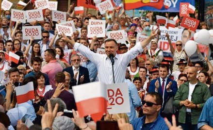 Andrzej Duda obiecuje zmiany w konstytucji dotyczące adopcji dzieci przez pary jednopłciowe