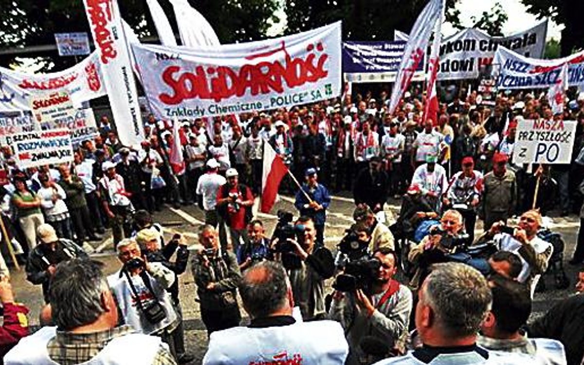 Solidarność w 16 miastach krytykowała rząd - rp.pl