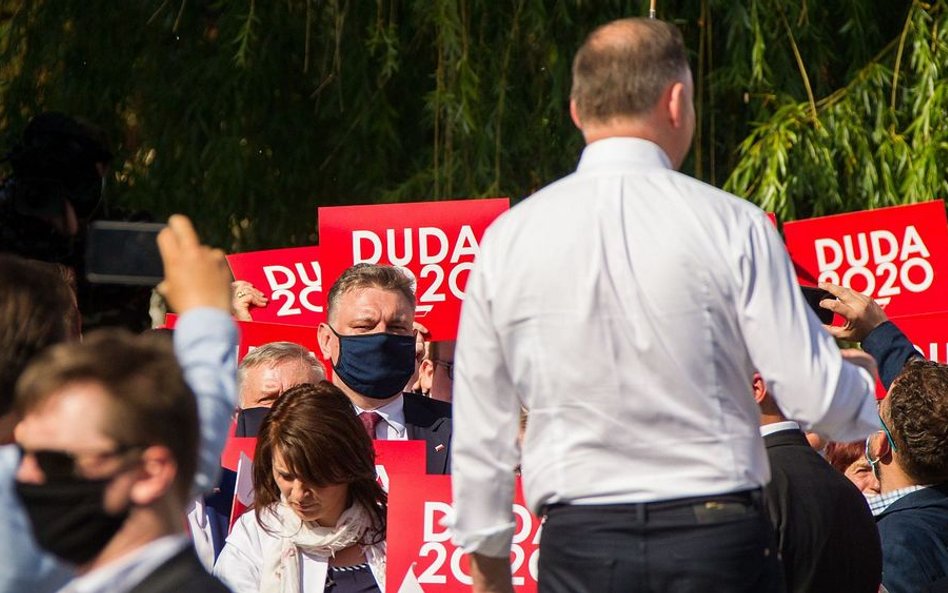 Michał Szułdrzyński: Andrzej Duda niósł miecz. Teraz sięga po gałązkę oliwną