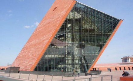 Księgowa Muzeum II Wojny Światowej zwolniona za niewłaściwe towarzystwo? Interwencja RPO