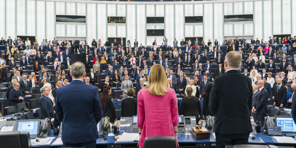 Sondaż: Czy Polacy uważają wybory do Parlamentu Europejskiego za ważne wybory?