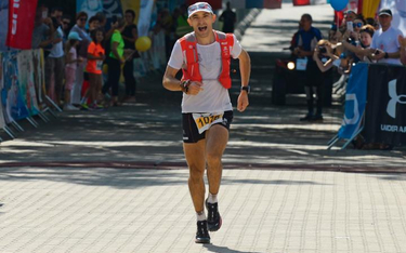 Marcin Świerc – zwycięzca ultramaratonu.