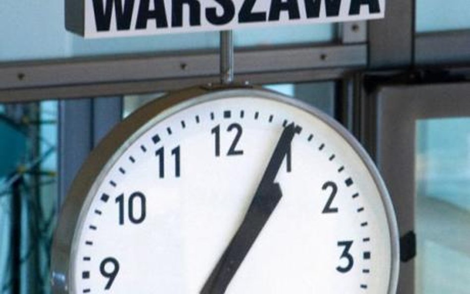 GPW przez cały dzień odrabiała poranne spadki