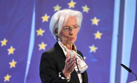 Christine Lagarde, szefowa EBC, stwierdziła, że jej bank centralny nie będzie oglądał się na polityk