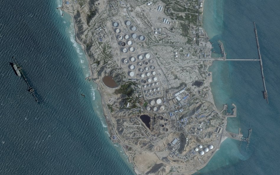 Irański terminal na wyspie Chark