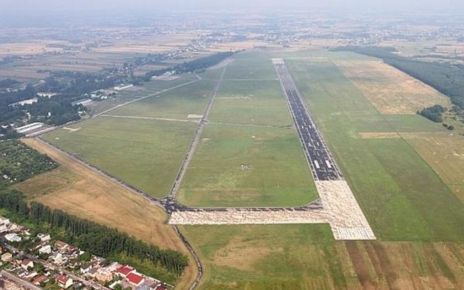 PPL zamknął lotnisko w Radomiu