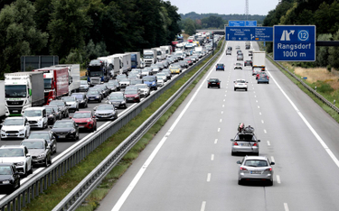 Ograniczenie na autostradach pomoże klimatowi? Debata w Niemczech