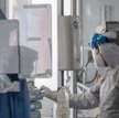 WHO: Najwyższy dobowy wzrost zakażeń. Pandemia przyspiesza
