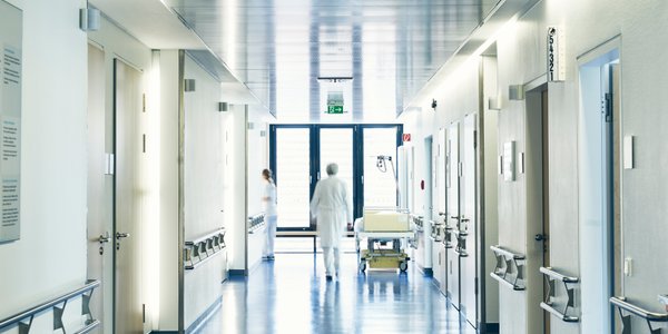 Coraz więcej niepewności wokół podwyżek dla medyków. Ministra zdrowia mówi o przesunięciu terminu