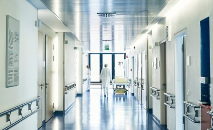 Za zlikwidowane oddziały szpitale będą mogły liczyć na bonus, wynika z projektu rozporządzenia, nad 