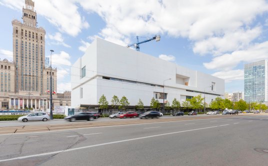 Muzeum Sztuki Nowoczesnej w budowie