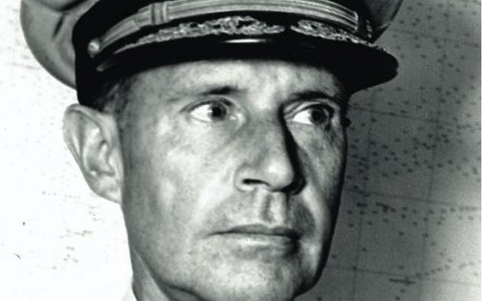 Admirał Raymond A. Spruance, dowódca amerykańskiej 5. Floty