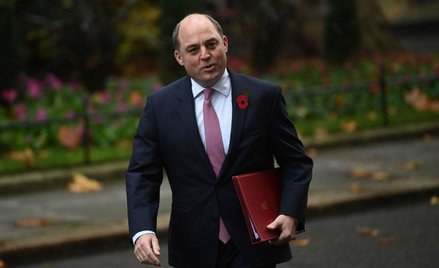 Wielka Brytania: Generał zakażony, minister obrony w izolacji