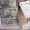 Ministerstwo Finansów sprzedało obligacje za ponad 12,7 mld zł i rozpoczęło proces prefinansowania p