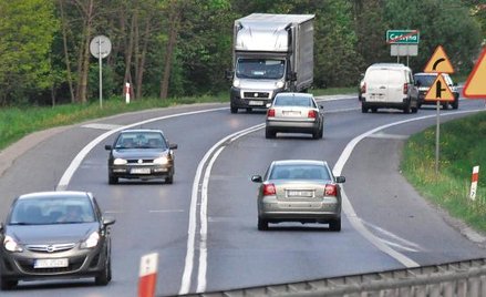 Samochody osobowe liczące od 16 do 25 lat, stanowią 32,7 proc. parku