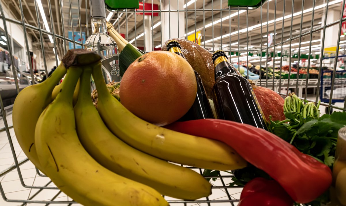 Na jakie produkty spożywcze wydajemy najwięcej? Jakich podwyżek Polacy boją się najbardziej?