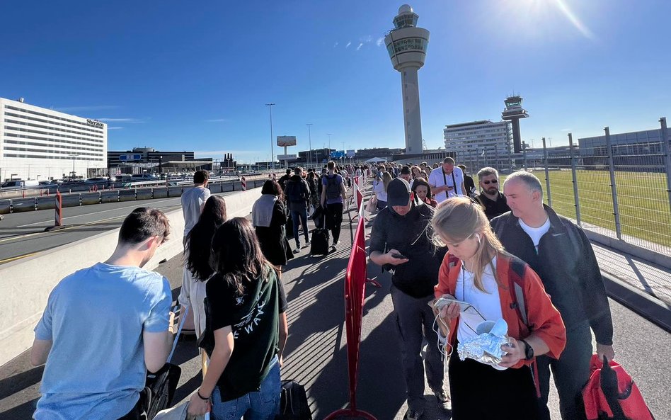 Eksperci wskazują, że nowe mechanizmy kontroli wydłużą, przynajmniej na początku, czas oczekiwania n