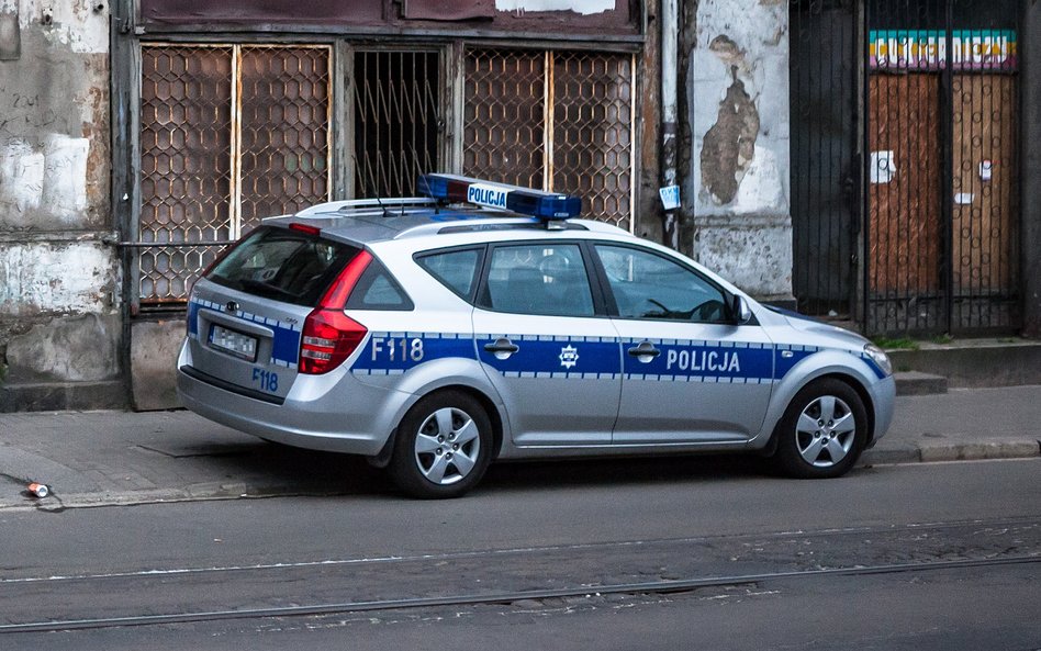 Policjanci z Wielkopolski przysypiali na służbie. Stracą pracę