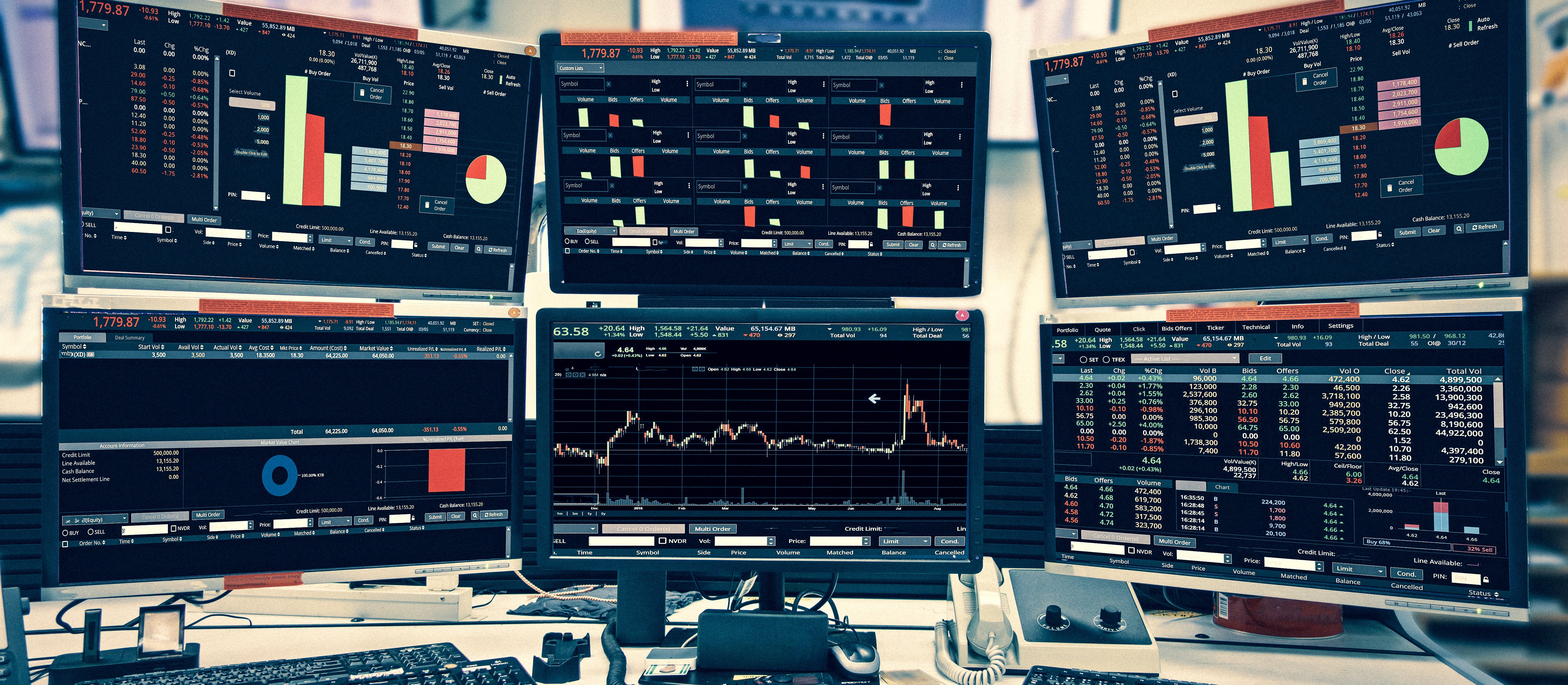 Maklerskie szachy trwają. Kolejne osoby zmieniają pracodawców