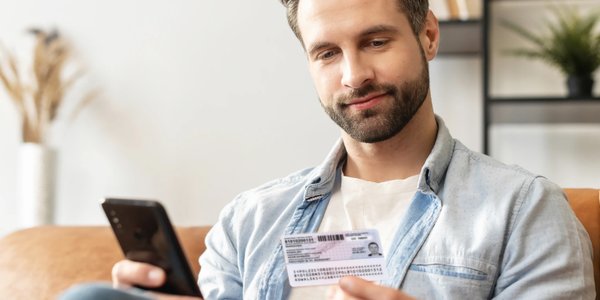 MObywatel z nową, istotną funkcją dla posiadaczy e-dowodu