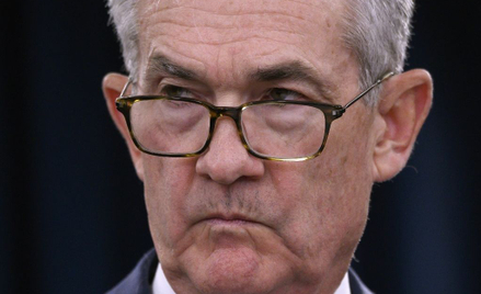 Powell dał sygnał do cięcia stóp?