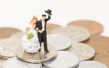 Danina solidarnościowa: małżeństwo nie uchroni od zapłaty