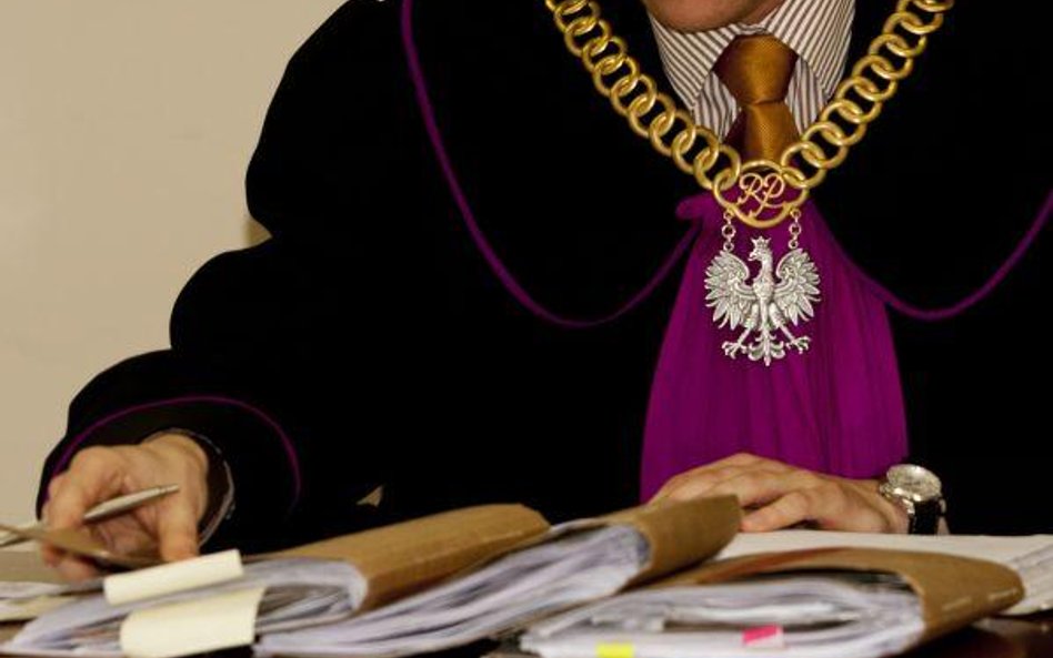 Wyłączenie sędziego ze sprawy: emocje nie dla sędziego