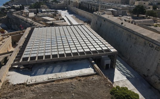 Panorama na Valettę, roztaczajaca się z Muzeum Sztuki Współczesnej MICAS