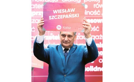 Wiesław Szczepański podczas prezentacji liderek i liderów list Lewicy w wyborach parlamentarnych. 18