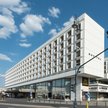 Świętujący 50-lecie hotel Sofitel Victoria w PRL był symbolem niedostępnego luksusu.