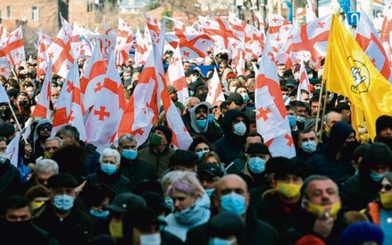 Tbilisi – opozycja żąda przedterminowych wyborów parlamentarnych i uwolnienia lidera największej par