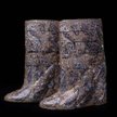 Buty są z cielęcej skóry, pokryte zostały 39 tysiącami diamentów