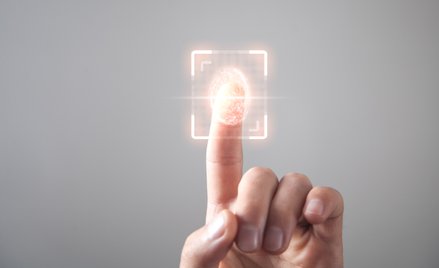 Odcisk palca będzie szyfrowany