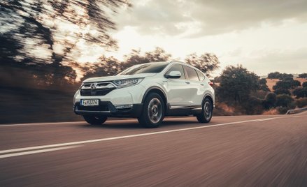 Honda CR-V Hybrid: Ferment w towarzystwie