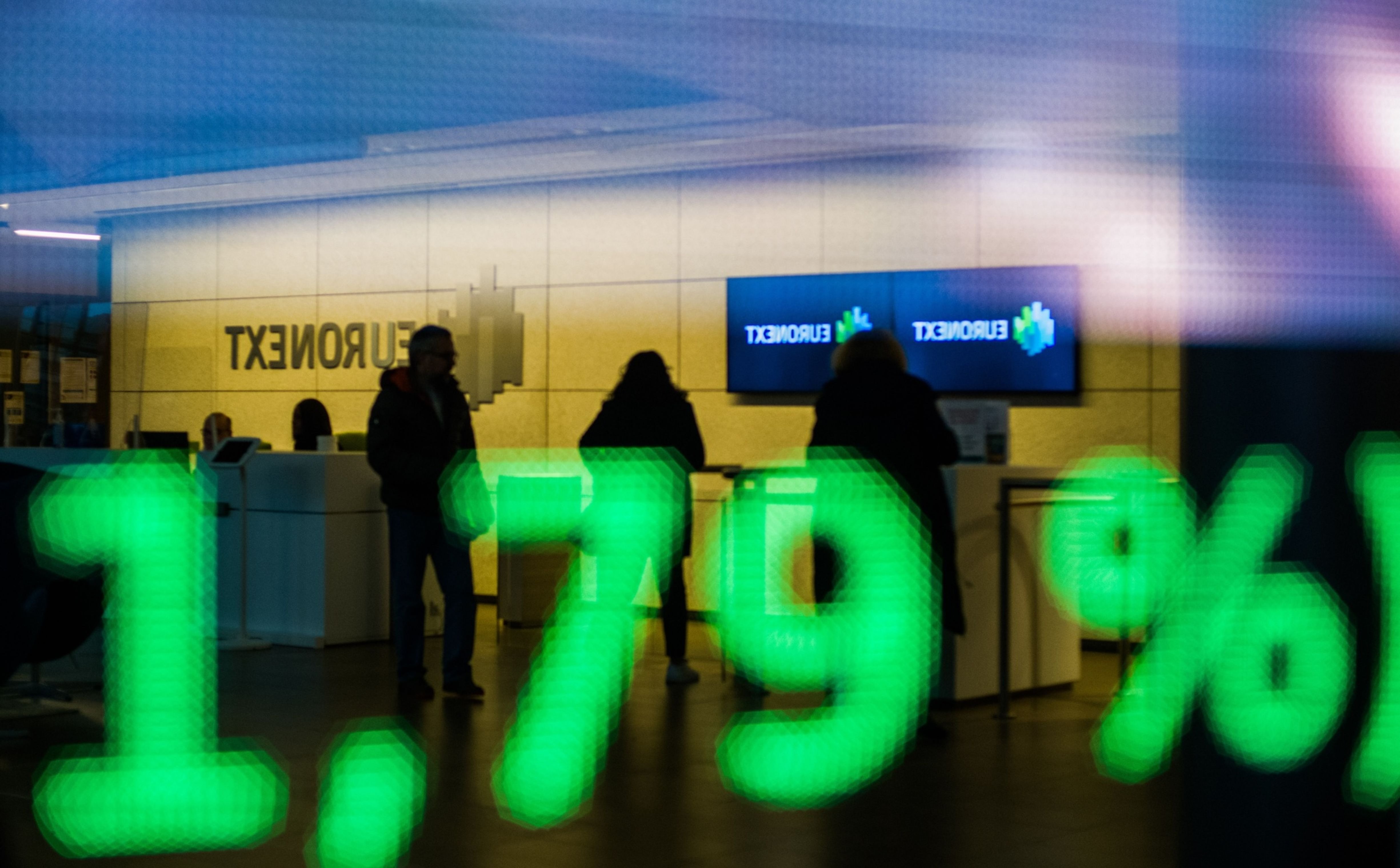 Europa niewzruszona na amerykańskie problemy