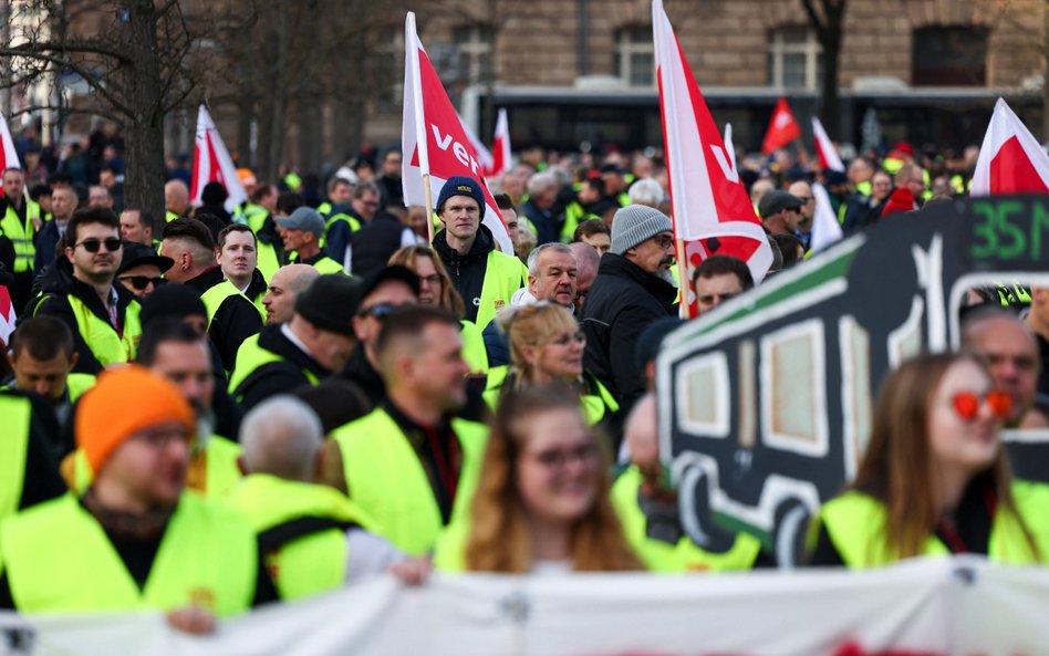 Strajk pracowników transportu publicznego paraliżuje Niemcy