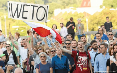 „Sueddeutsche Zeitung” o sytuacji w Polsce: Teraz przyjdzie kolej na media