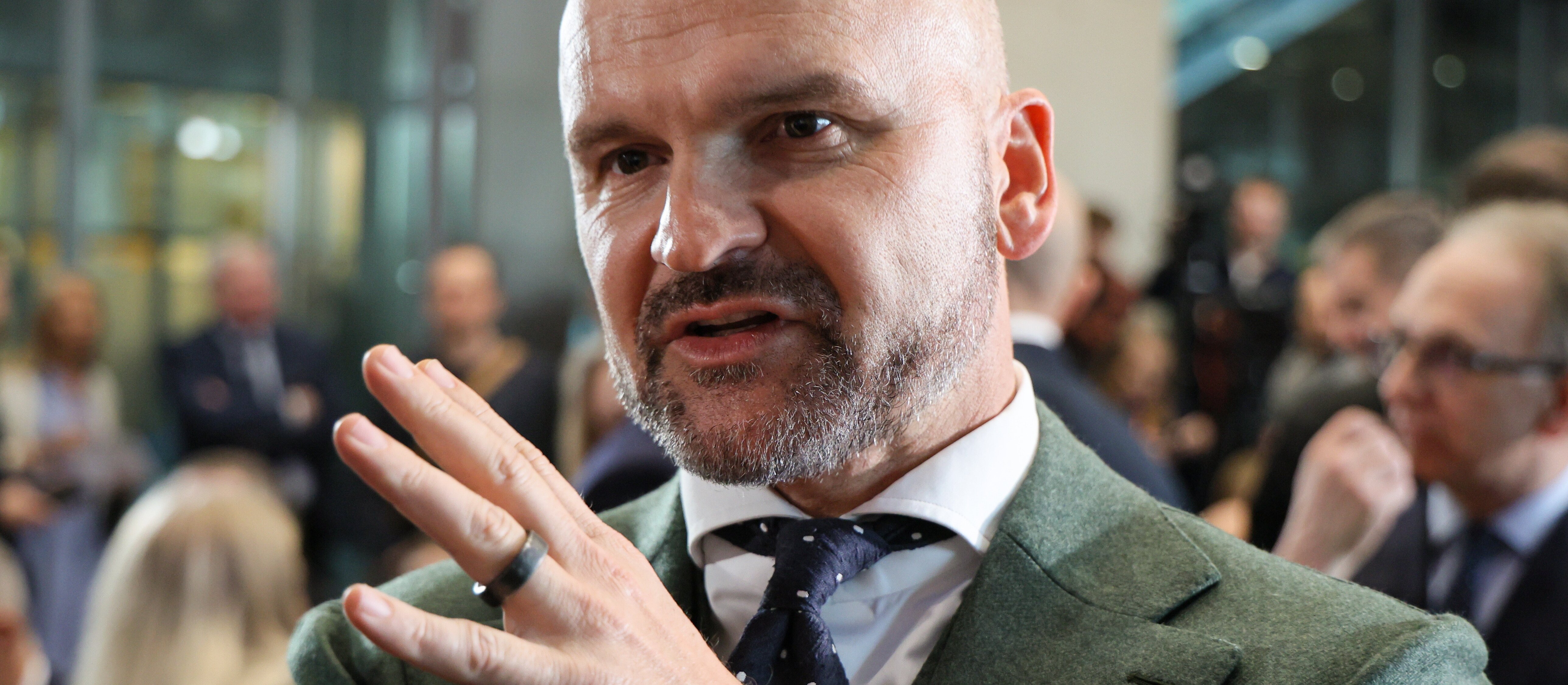 InPost w rękach giganta, opuści giełdę. FedEx i Brzoska chcą podbić globalny rynek