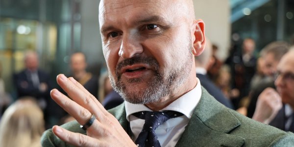 InPost w rękach giganta, opuści giełdę. FedEx i Brzoska chcą podbić globalny rynek