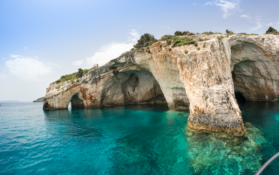 http://www.visitgreece.gr/ Błękitna Jaskinia na wyspie Zakynthos