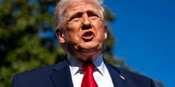 Donald Trump: teraz Marynarka Wojenna USA będzie blokować Cieśninę Ormuz