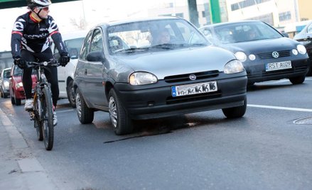 O braku ważnego ubezpieczenia OC będzie mógł poinformować każdy przechodzień czy kierowca