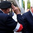 Prezydent Niemiec Frank-Walter Steinmeier w rozmowie z weteranem Powstania Warszawskiego