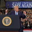 Donald Trump podczas wystąpienia w nowej akademii policji hrabstwa Nassau w Garden City w stanie Now