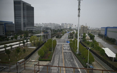 Wuhan zamyka szpital dla zarażonych koronawirusem. Nie ma chorych