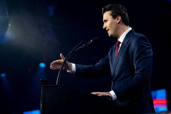 Charlie Kirk, fotografia z 22 grudnia 2024 r.