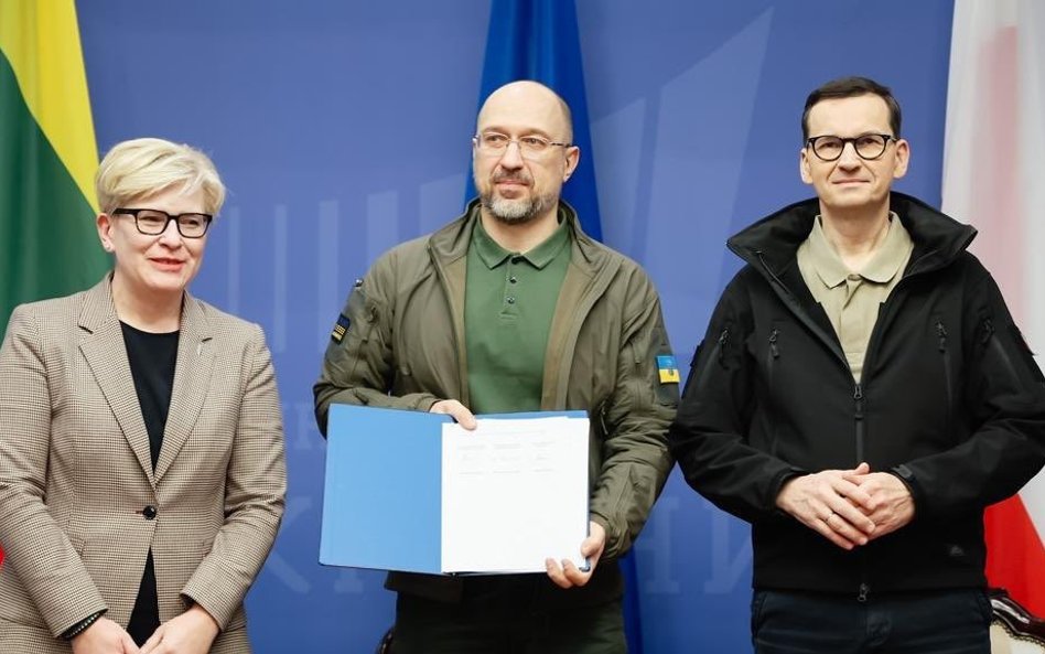 Premier Morawiecki w Kijowie. "To, co robi Rosja, to barbarzyństwo".